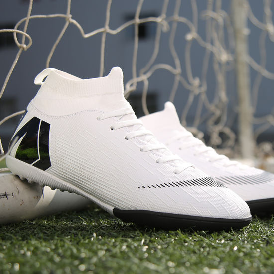 China Factory Wholesale Cheap Soccer Cleats, High Quality New Band Soccer Shoes