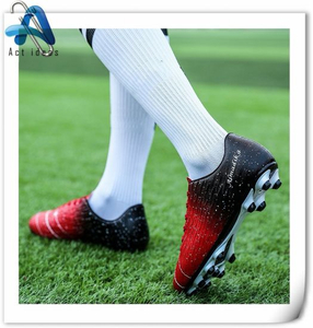 Custom Fashion Men Outdoor TPR Sole Sports Soccer Shoes